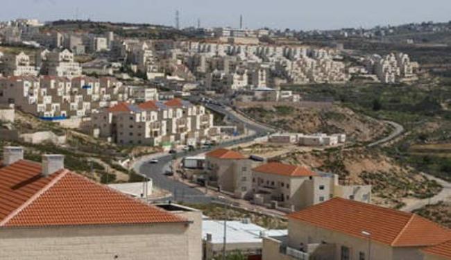 مناطق محررة مع سكان محتلين