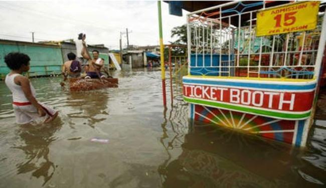 الفيضانات تودي بحياة ستين شخصا في مانيلا