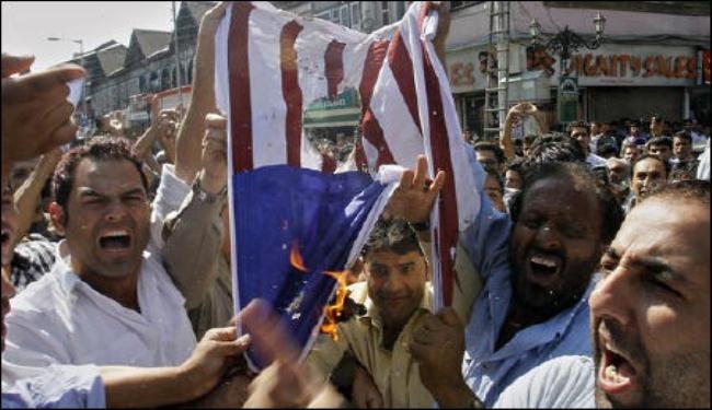  تظاهرات حاشدة بكشمير تنديداً بالفيلم المسيء 