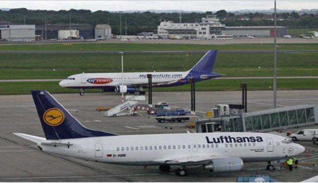 اغلاق مطار بيرمنغهام البريطاني بعد انحراف طائرة خلال هبوطها