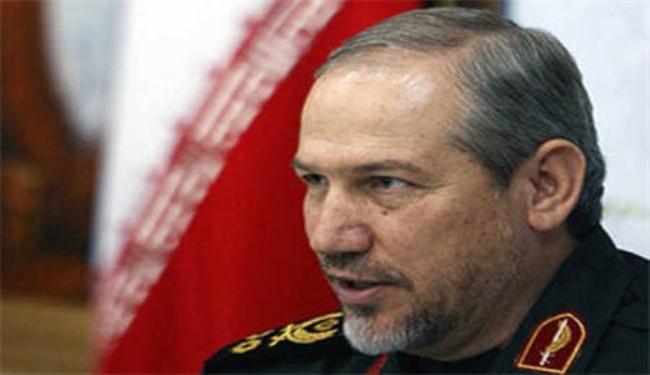 مستشار قائد الثورة يدعو لمواجهة الاعداء بقوة