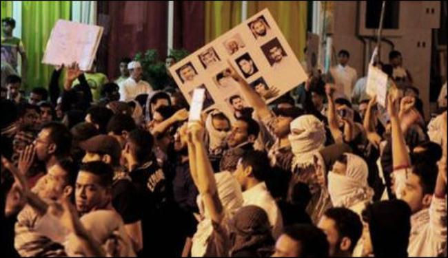 ناشط سعودي:السياسات الفاشلة ستجر المملكة لثورة دموية