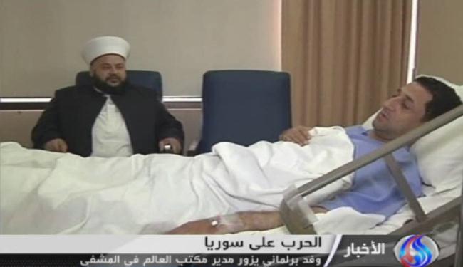 نواب سوريون ووزير الإعلام يزورون مدير مكتب العالم