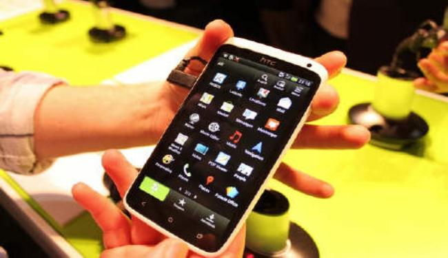 إتش تي سي تكشف عن هاتف جديد بنظام أندرويد 1,4