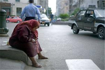فقر و بی سوادی 44 میلیون زن مصری