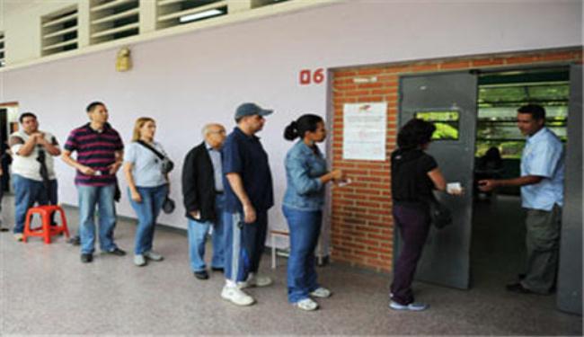 بدأ فرز اصوات الاقتراع لانتخابات الرئاسة في فنزويلا