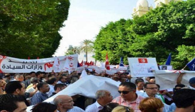 مظاهرات بتونس احتجاجا على انتشار العنف