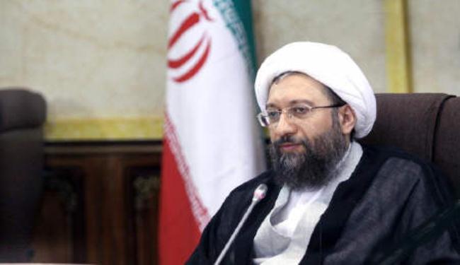القضاء الايراني لا يسمح للأجانب التدخل بشؤونه
