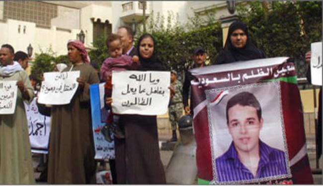 أهالى المعتقلين المصريين بالسعودية يعتصمون أمام سفارة الرياض