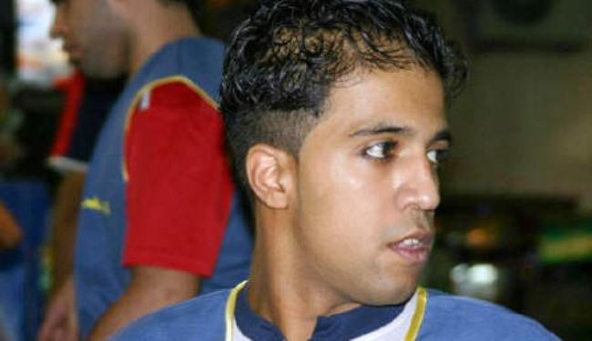 شرطي بحريني: ضابط أمرنا بتوحيد أقوالنا بقضية استشهاد  علي مشيمع