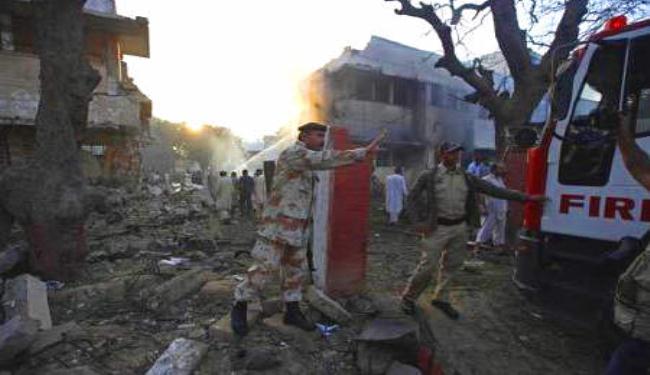 مقتل وإصابة 26 بتفجير قرب مقر قوات الرينجرز بباكستان