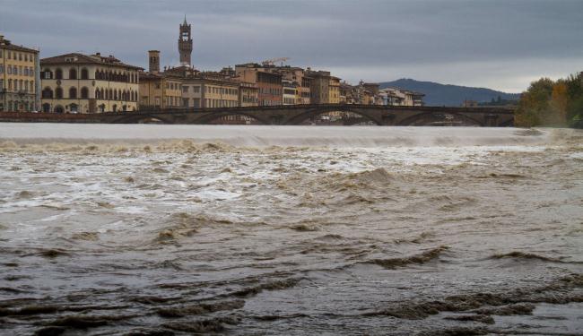 وفاة اربعة اشخاص جراء فيضانات في ايطاليا