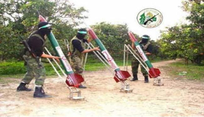 كتائب القسام تعلن قصف تل أبيب بالصواريخ