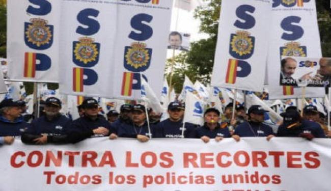 5 الاف شرطي يتظاهرون بمدريد ضد سياسة التقشف