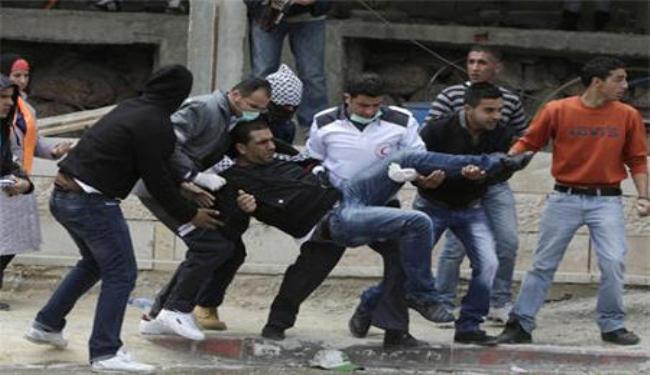 عشرات الجرحى في مواجهات مع جيش الاحتلال بالضفة الغربية