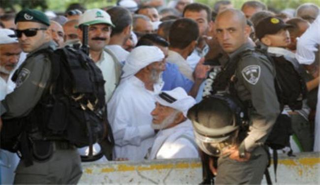 الاحتلال يفرض قيودا على الدخول الى باحة المسجد الاقصى الجمعة