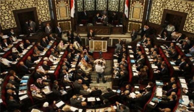 سياسي سوري: نريد الديمقراطية بشرط المحافظة على نهج المقاومة