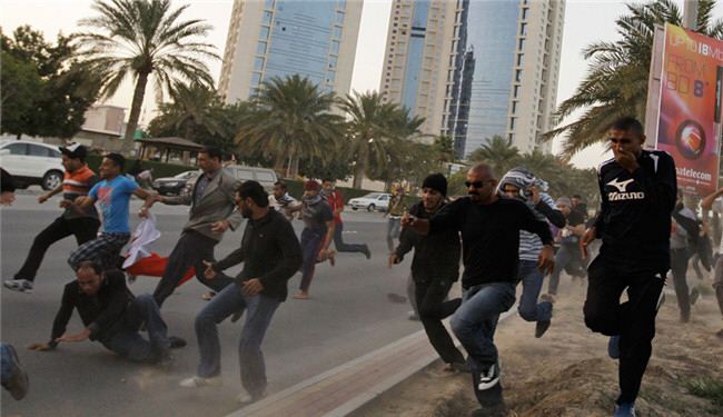 سركوب و بازداشت معترضان بحريني ادامه دارد