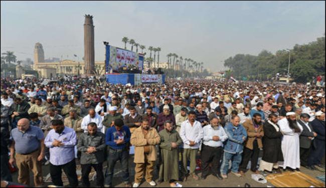 سياسي مصري: الاعلان الدستوري بداية حقيقية للثورة