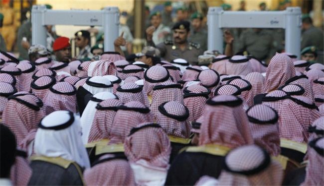 نویسنده سعودی: هیچکس ما را دوست ندارد