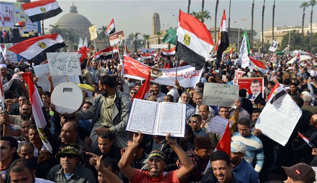 ارتش مصر، گروه های سیاسی را به گفتگو فراخواند