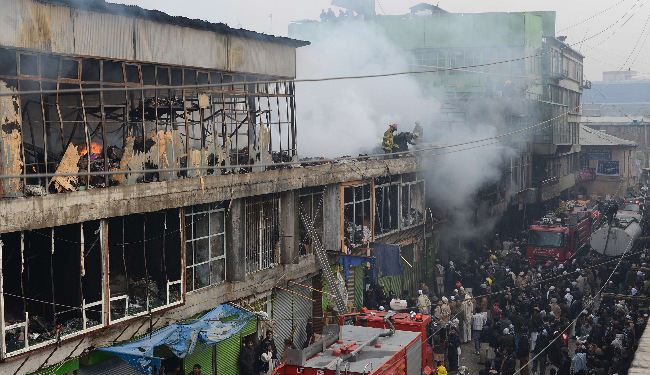 حريق في سوق للألبسة في كابل