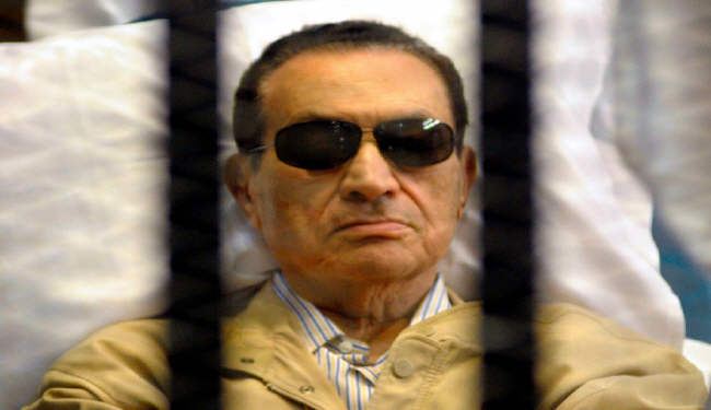مبارك في المستشفى بعد تدهور حالته الصحية