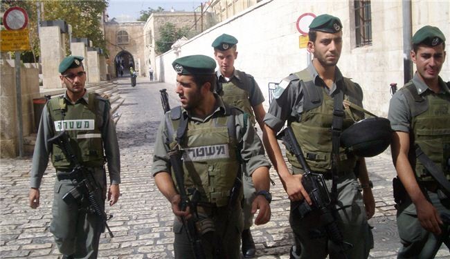 فرار صهیونیستهای مسلح از مقابل فلسطینی‌ها