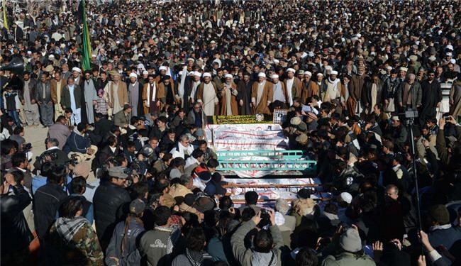 تظاهرات في كشمير تضامنا مع اسر ضحايا كويتا