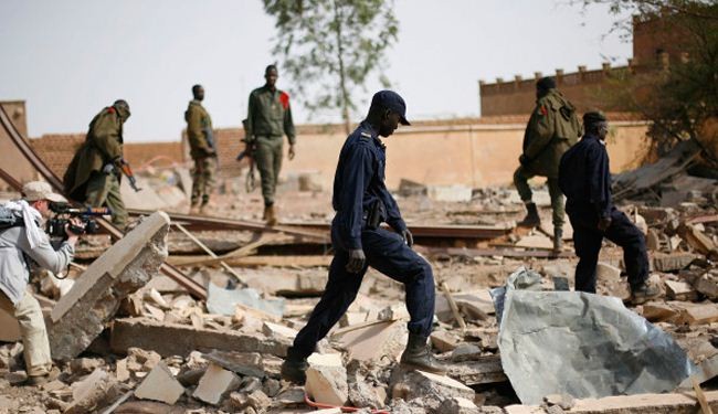 منظمات دولية: فرنسا تنتهك حقوق الانسان في مالي