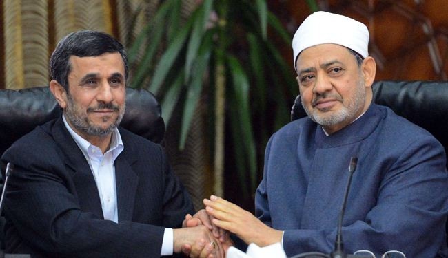 الرئيس الايراني يلتقي عددا من الشخصيات المصرية