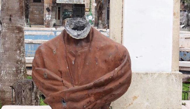 مجسمه شاعر بزرگ عرب در سوریه سر بریده شد