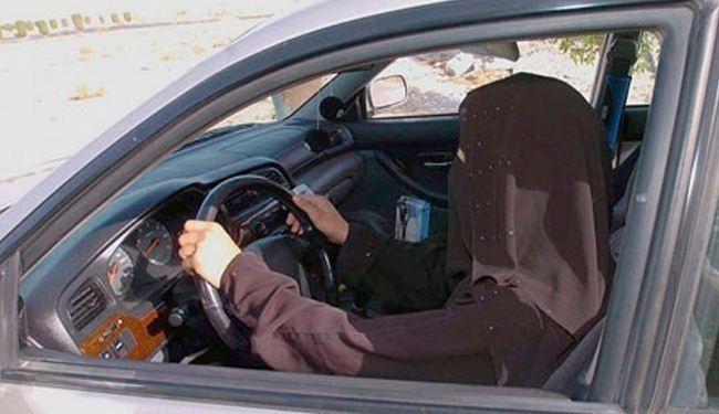 بازداشت دختر سعودی به جرم رانندگی