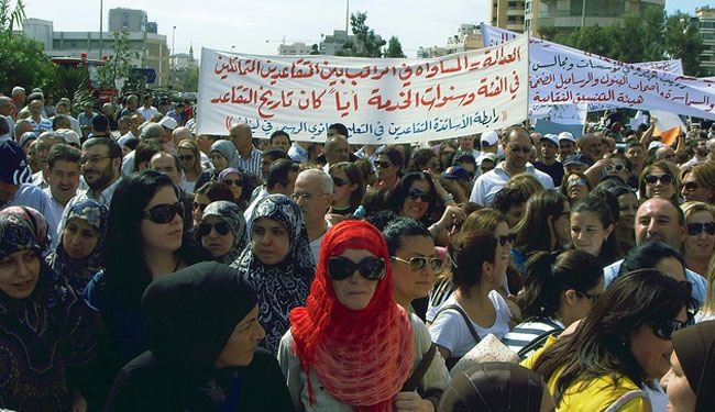 الاضراب المفتوح في لبنان يدخل يومه الثالث