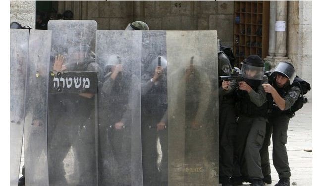 بازداشت فلسطینی ها در اطراف  مسجد الاقصی
