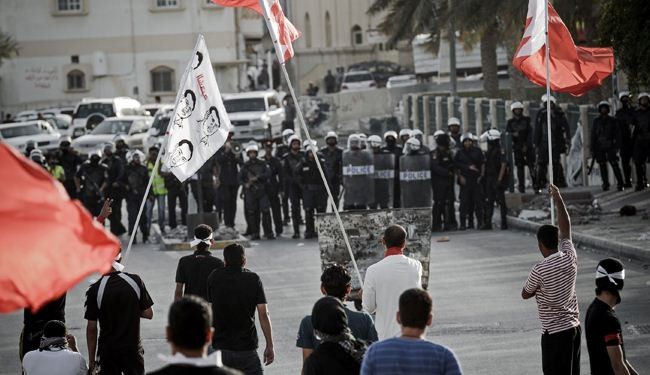 البحرينيون يواصلون تظاهراتهم ضد الاحتلال السعودي