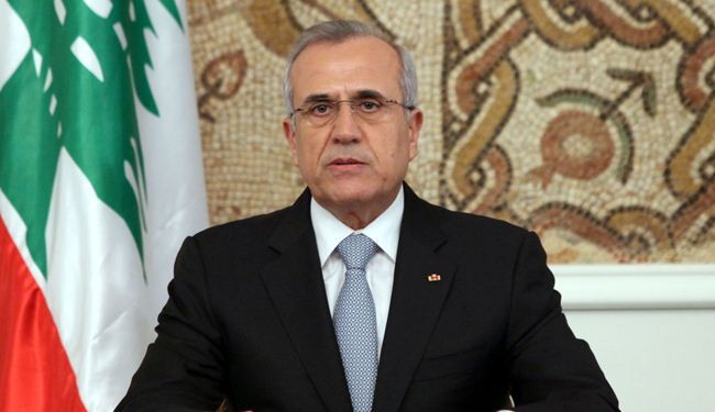 الرئيس اللبناني يقبل استقالة حكومة ميقاتي