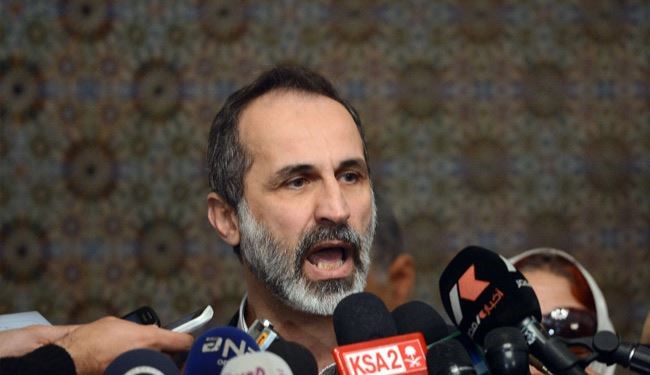 الخطيب يستقيل من رئاسة المعارضة السورية