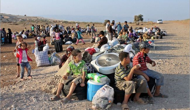 تركيا ترحل مئات اللاجئين السوريين قسراً وتوقع المزيد