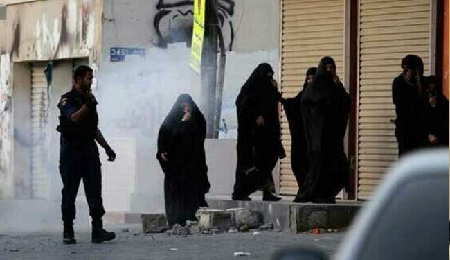 قوات النظام البحريني تعتدي على النساء وسط الأحياء السكنية