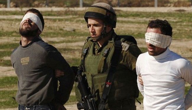 الاحتلال يعتقل أربعة فلسطينيين بالضفة الغربية
