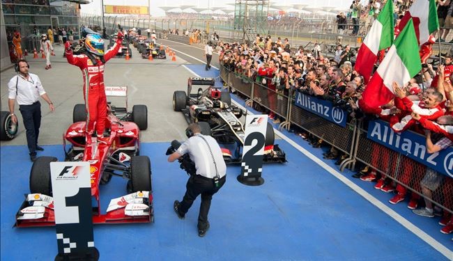 ألونسو يتوّج بجائزة الصين الكبرى