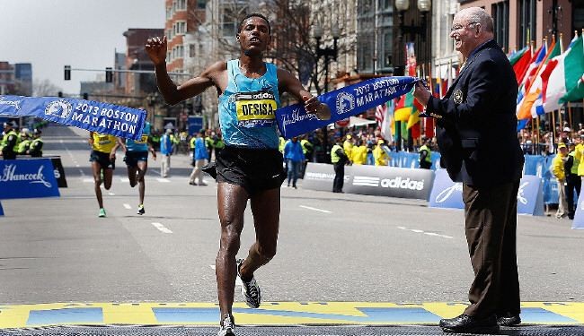 ماراتون بوسطن: فوز الاثيوبي ديسيسا بالمركز الاول