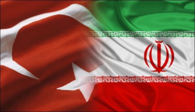 وزير تنمية تركيا يصل طهران لتطوير التعاون الإقتصادي