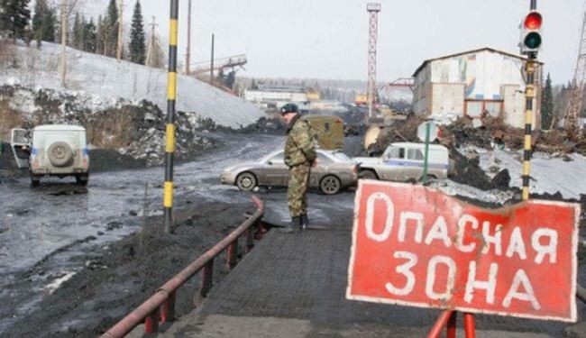 نجاة 13 شخصا من انهيار التربة بمنجم في روسيا