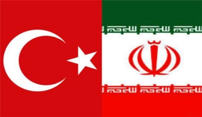 لجنة الصداقة البرلمانية الايرانية التركية تدعو لتعزیز العلاقات