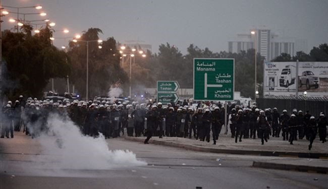 رژیم با تشویق آمریکا مرد م بحرین را سرکوب می کند