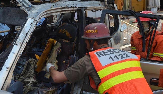 مقتل 17 طفلا باكستانيا بانفجار اسطوانة غاز بحافلتهم