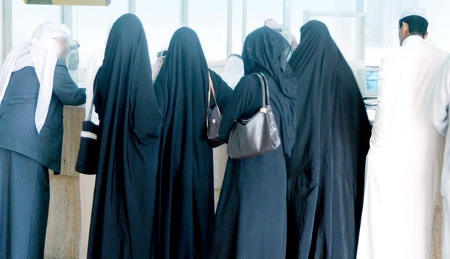 فراخوان در عربستان برای آزار دادن زنان شاغل