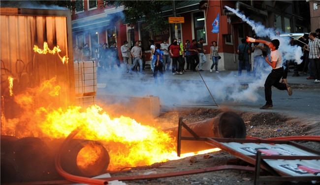 عبدالله گل: تظاهرات استانبول نگران‌کننده است